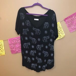Hollister | Oversized, Soft Elephant Black Tee